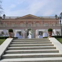 Villa la limonaia foto immagini 18 anni acireale catania ct
