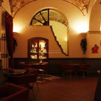 Empire, foto immagini 18 anni Catania CT