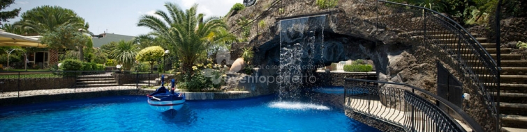 Villa Etrusca, foto immagini 18 anni Bronte catania CT