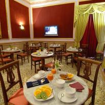 Royal Hotel, foto immagini 18 anni Catania CT